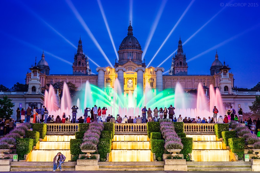 barcelona-magic-fountain_this-is-barcelona-2